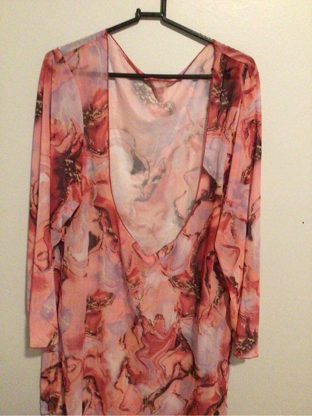 Women’s Pink Marble-Print Long Sleeve Top